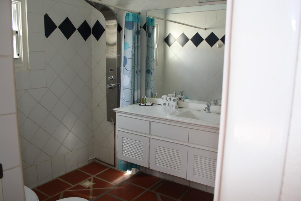 Hotel Karibu Aruba 4*
