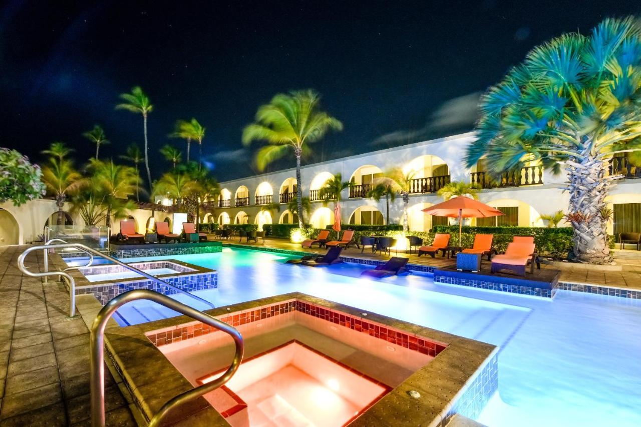 Talk Of The Town & Club By Gh Hotel 3*