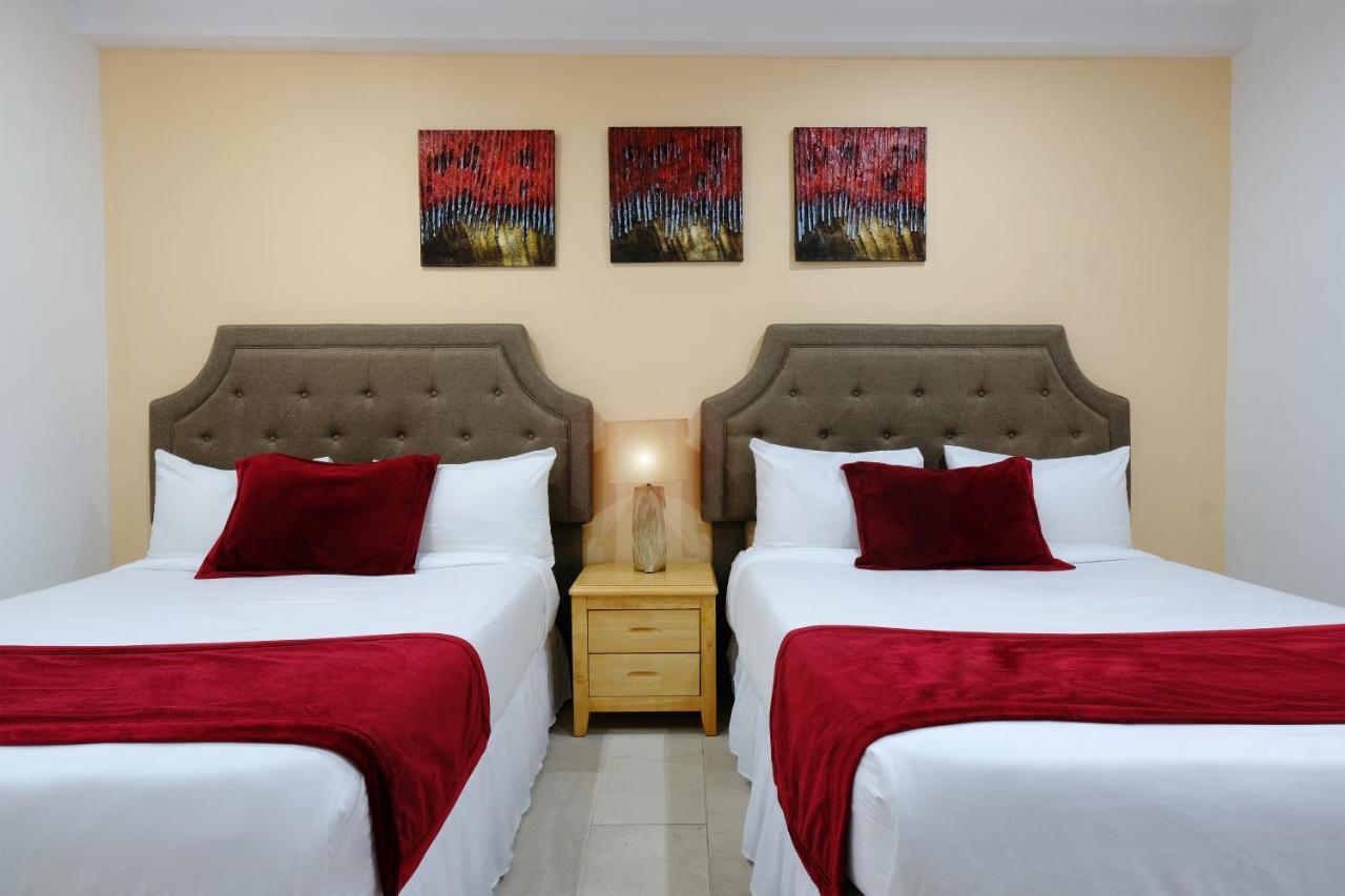 Victoria Hotel