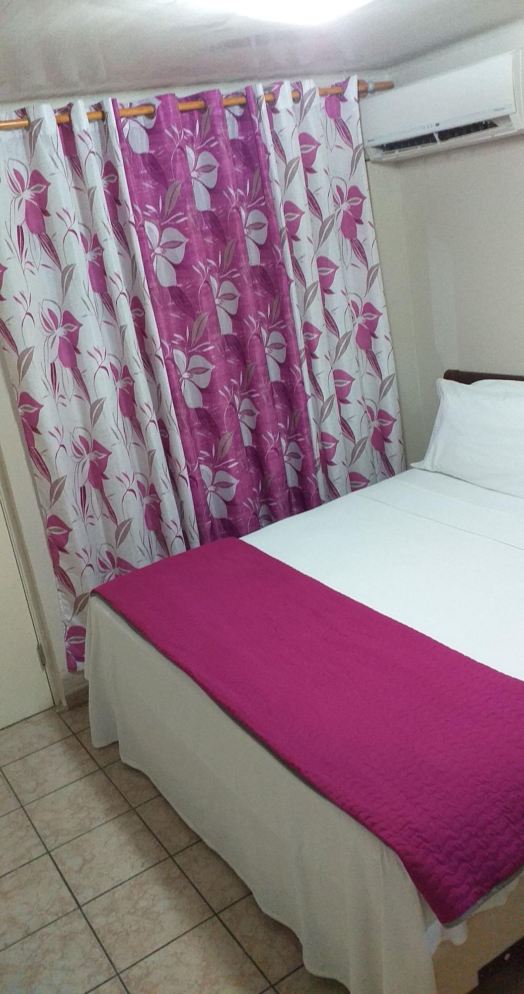 California Aruba Hotel
