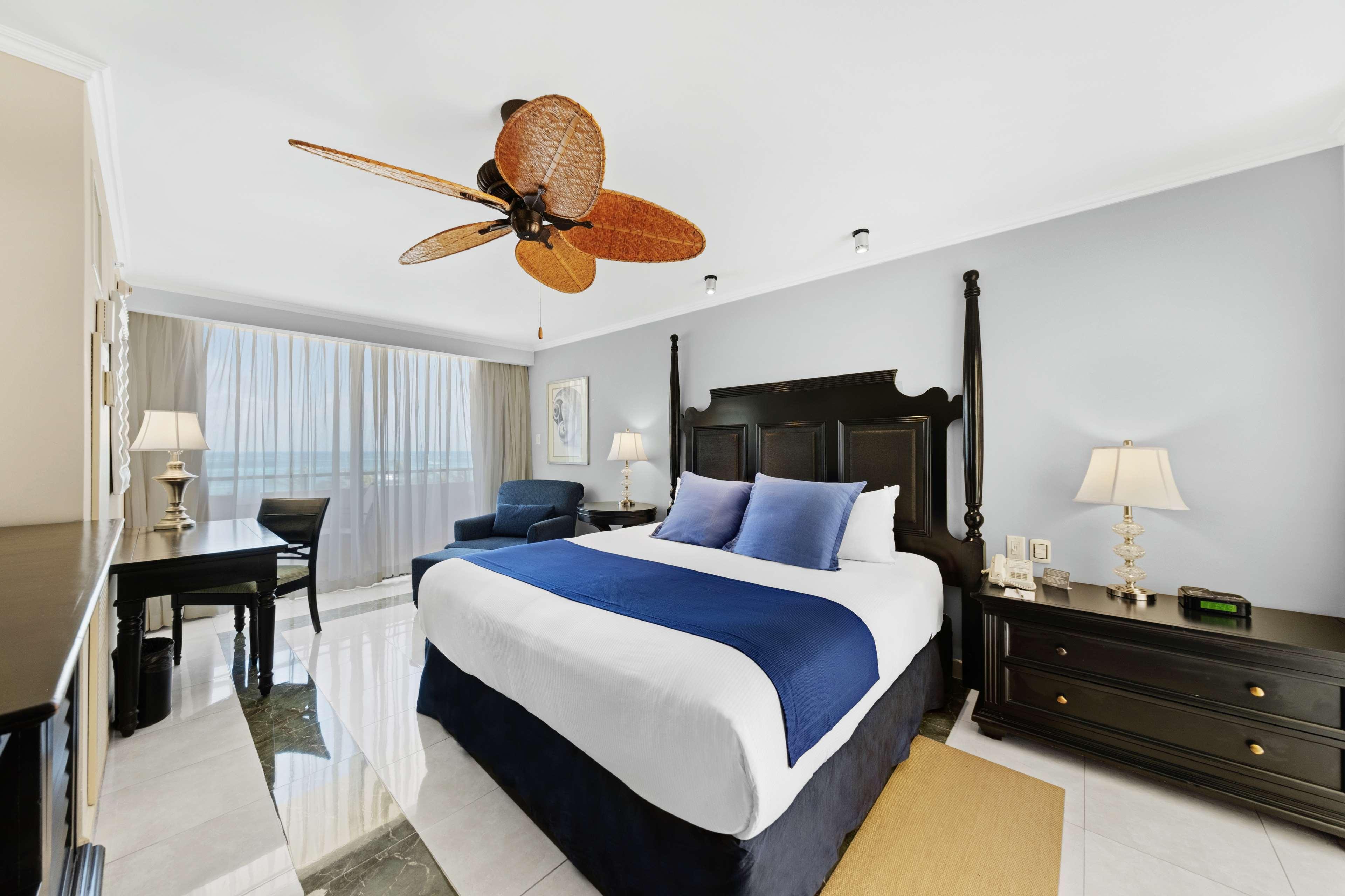 Barcelo Aruba Palm Beach