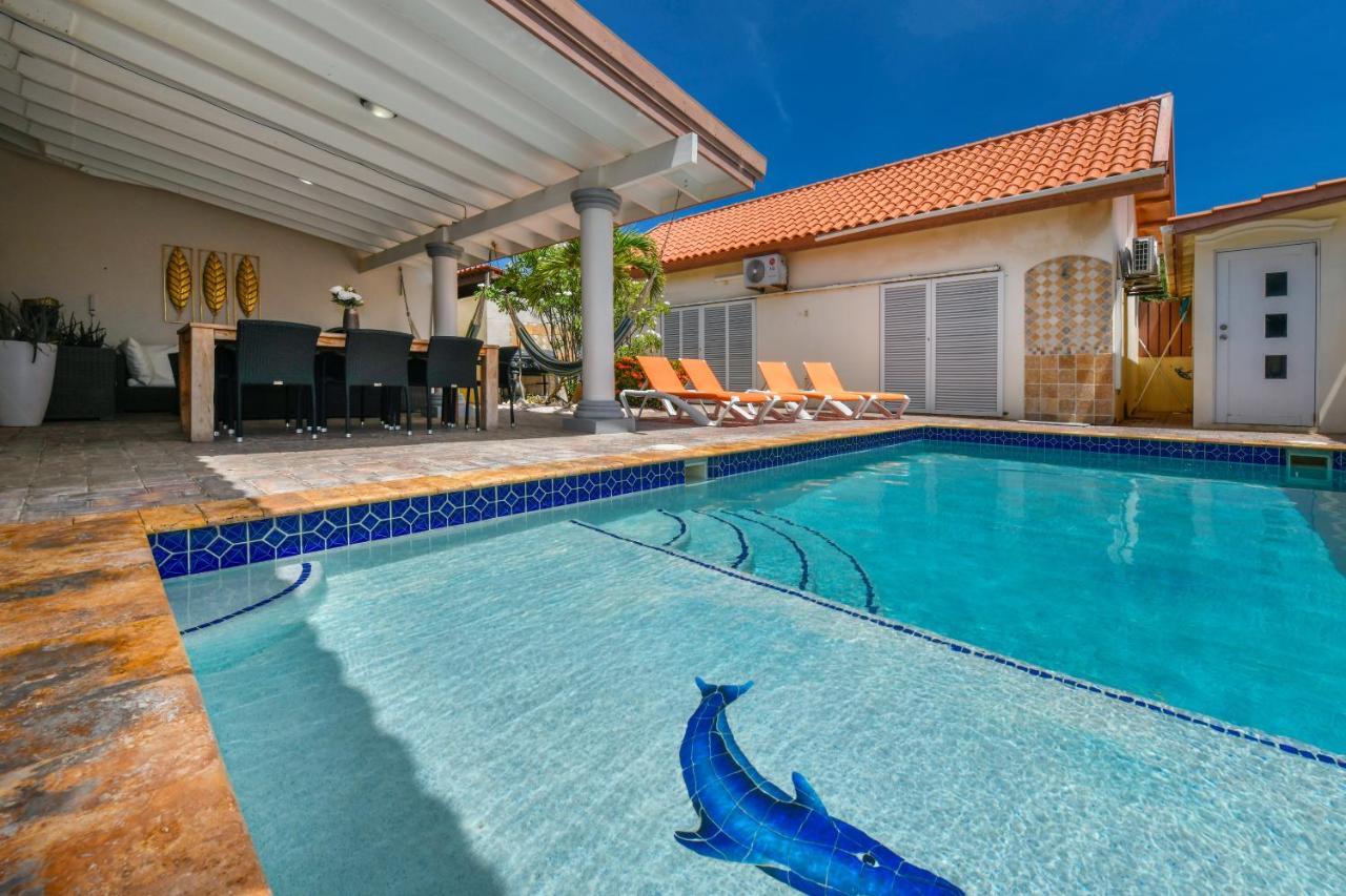 Villa Swiss Paradise With Private Pool Palm Beach