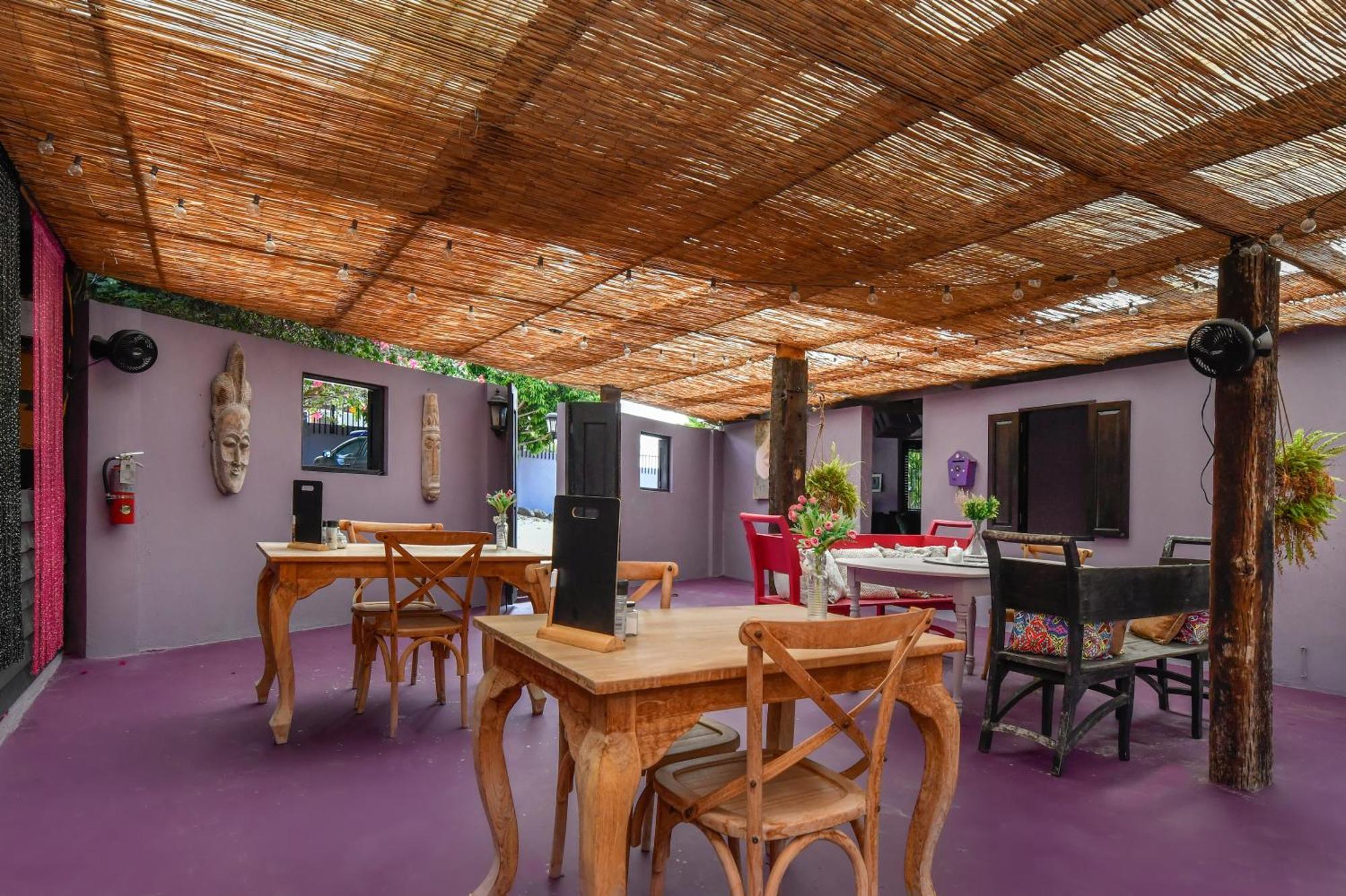 Mammaloe Bed & Breakfast