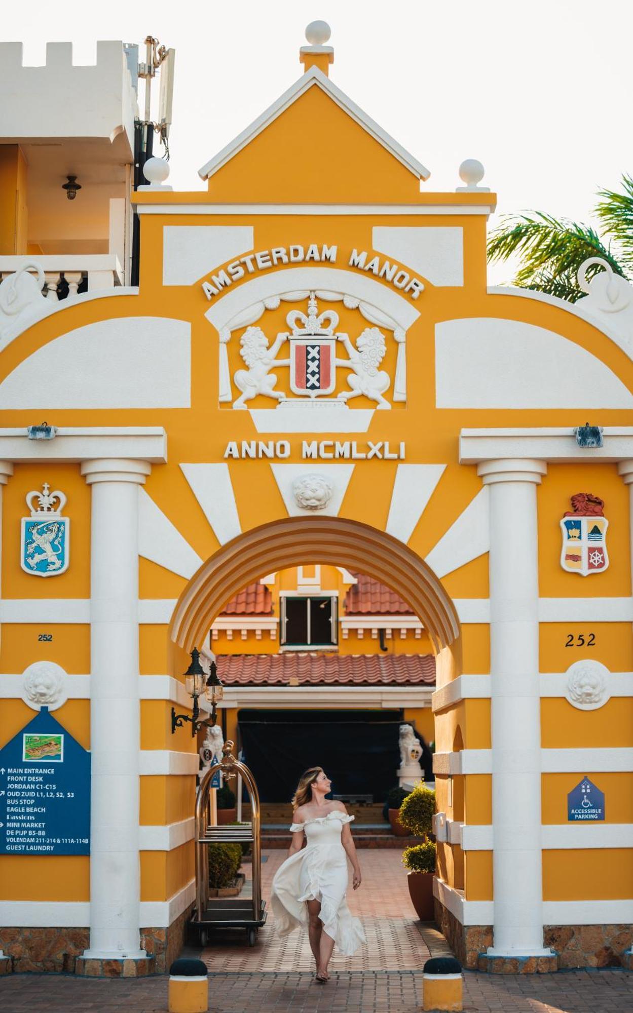 Amsterdam Manor