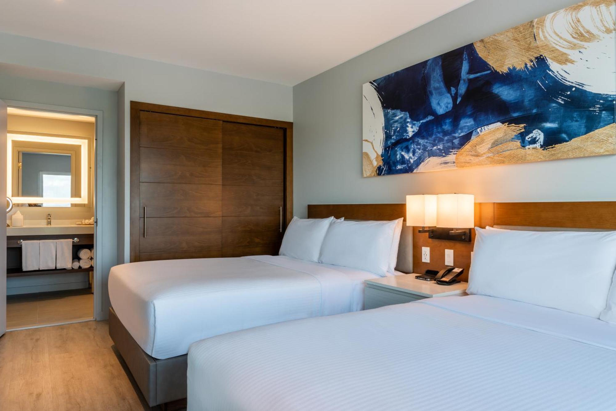 Embassy By Hilton Aruba 4*