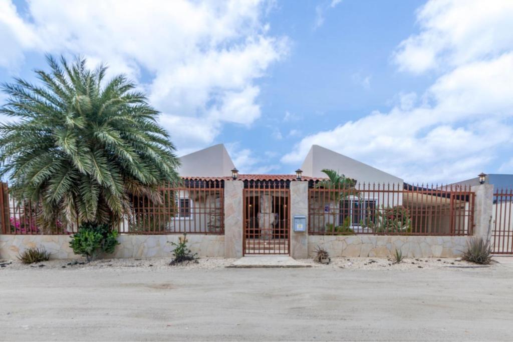 Casa Luna Villa *