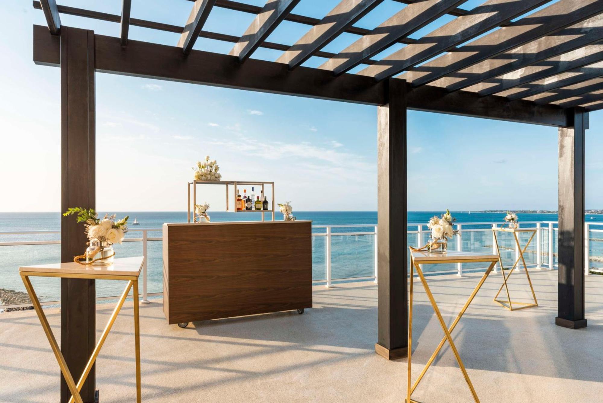 Embassy By Hilton Aruba Palm Beach