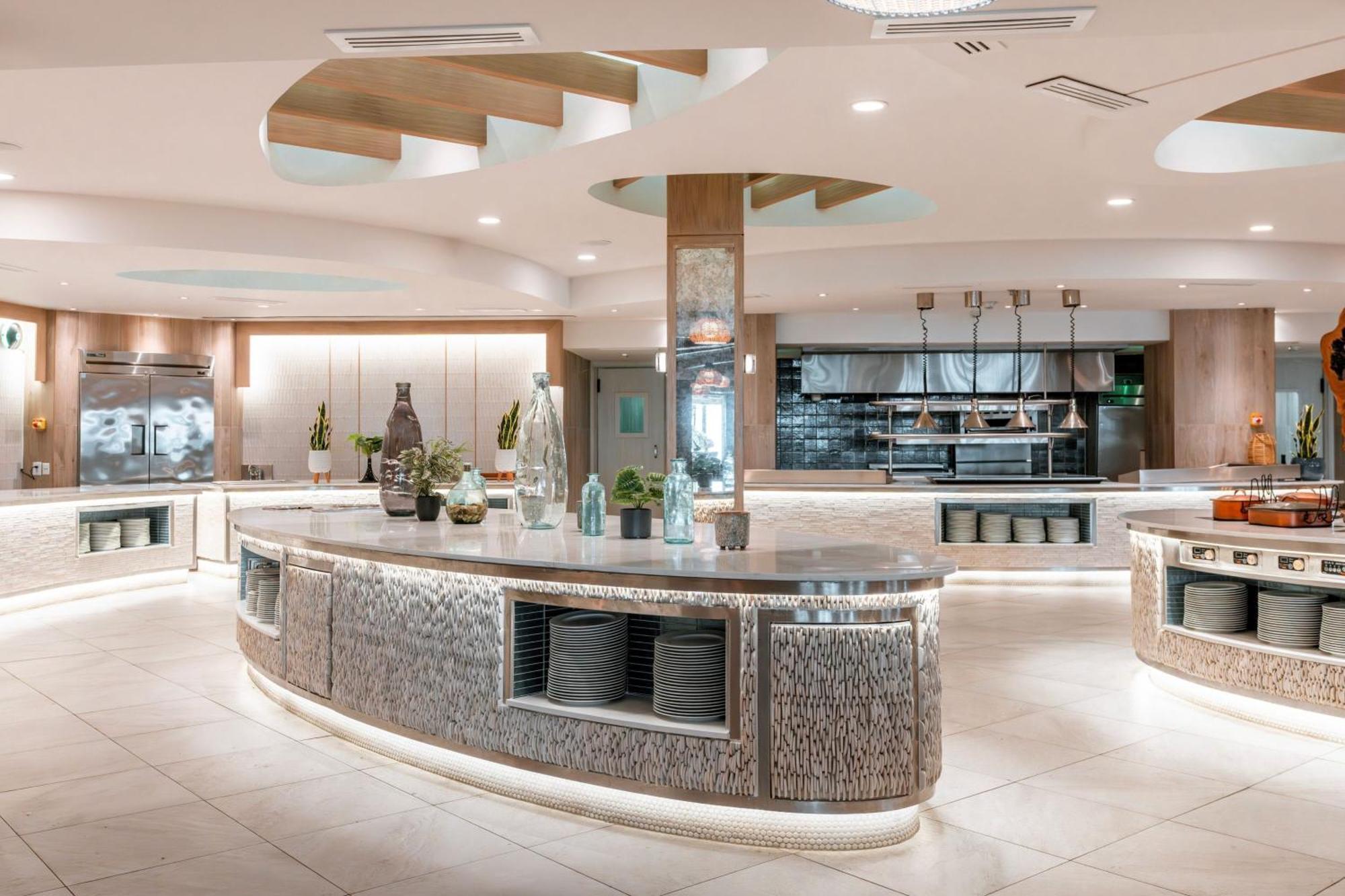 Aruba Marriott & Stellaris Casino Resort 4*