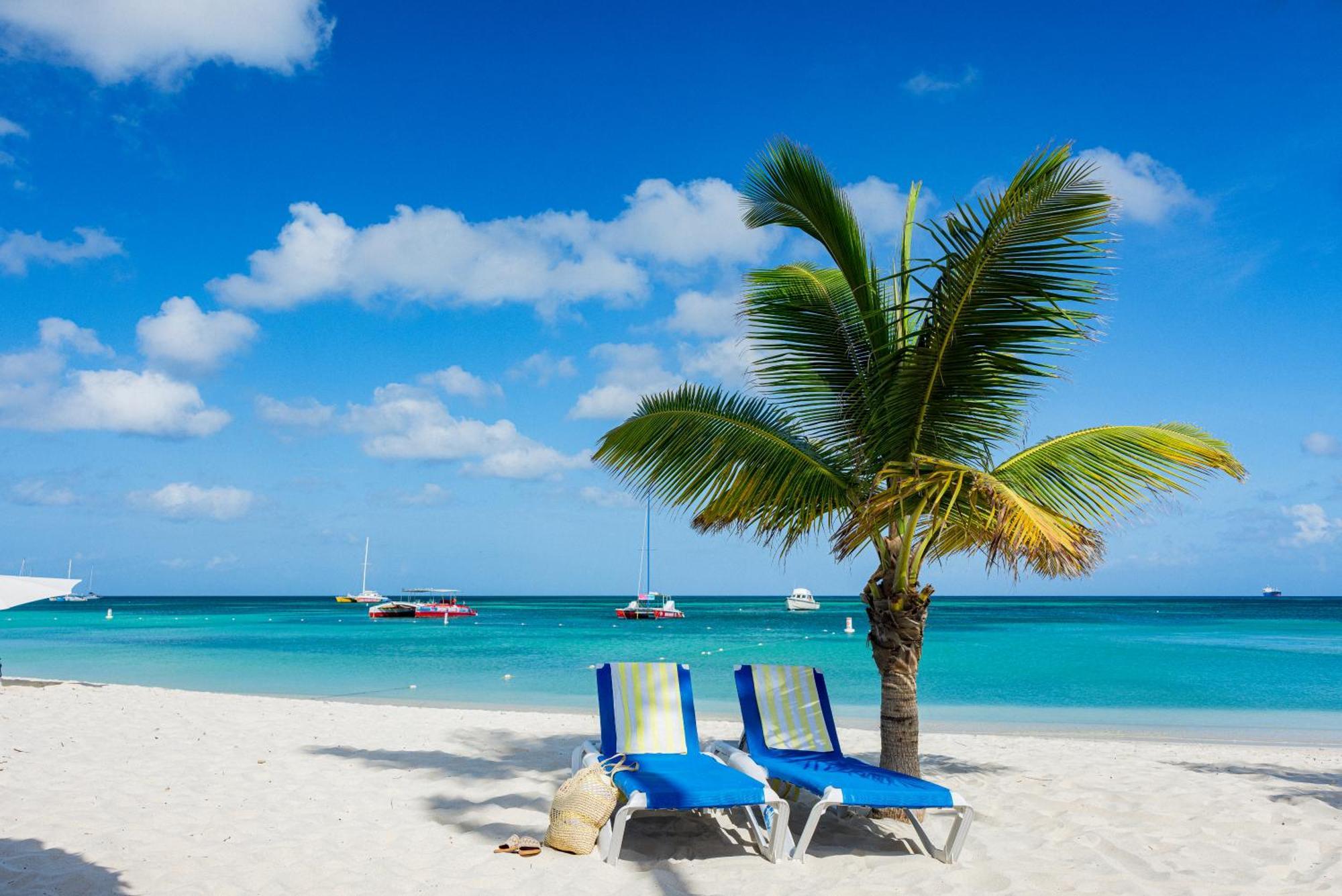 Hotel Tryp By Wyndham Aruba (adults Only)