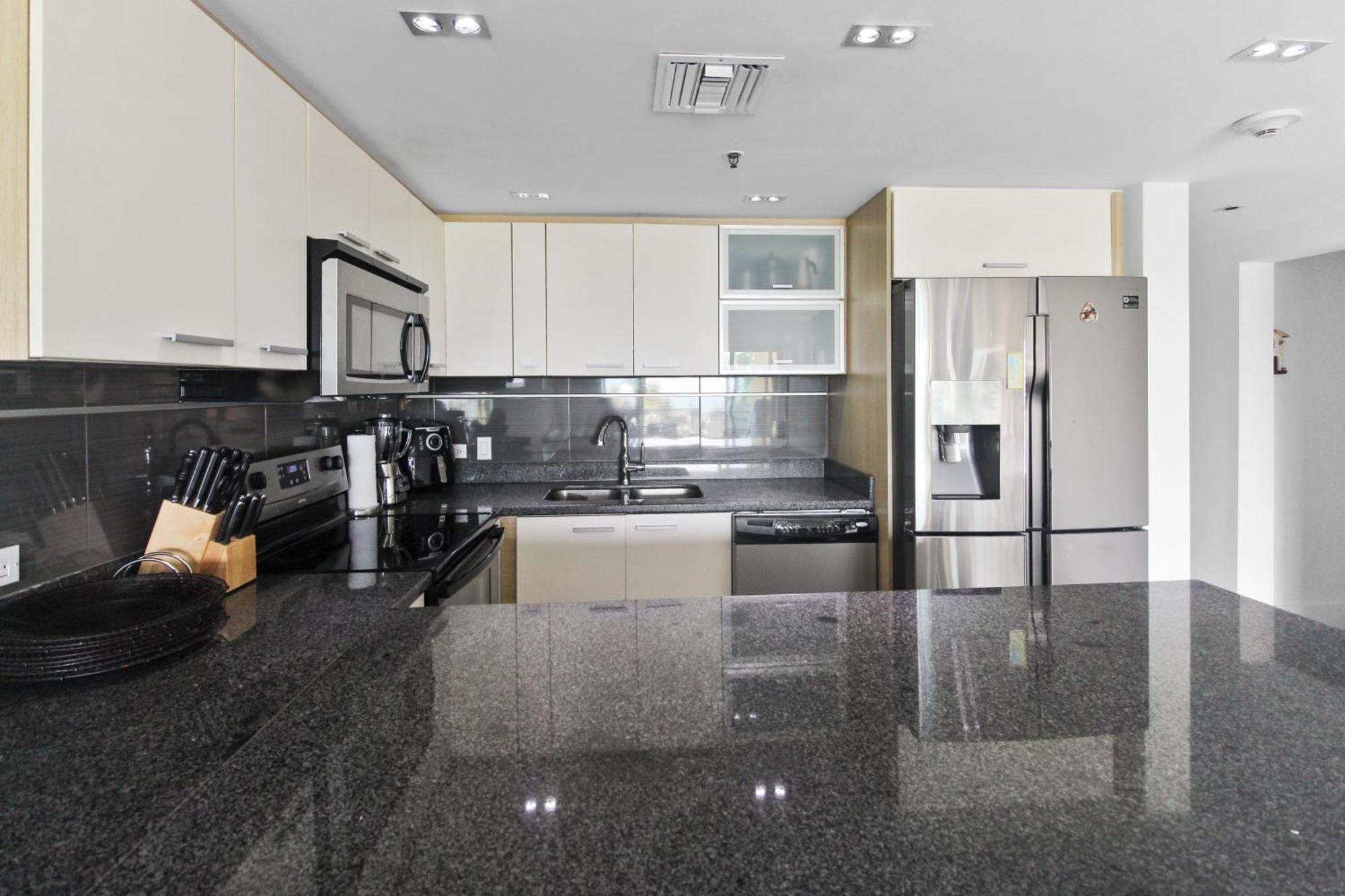 Oceania Residences * Palm Beach
