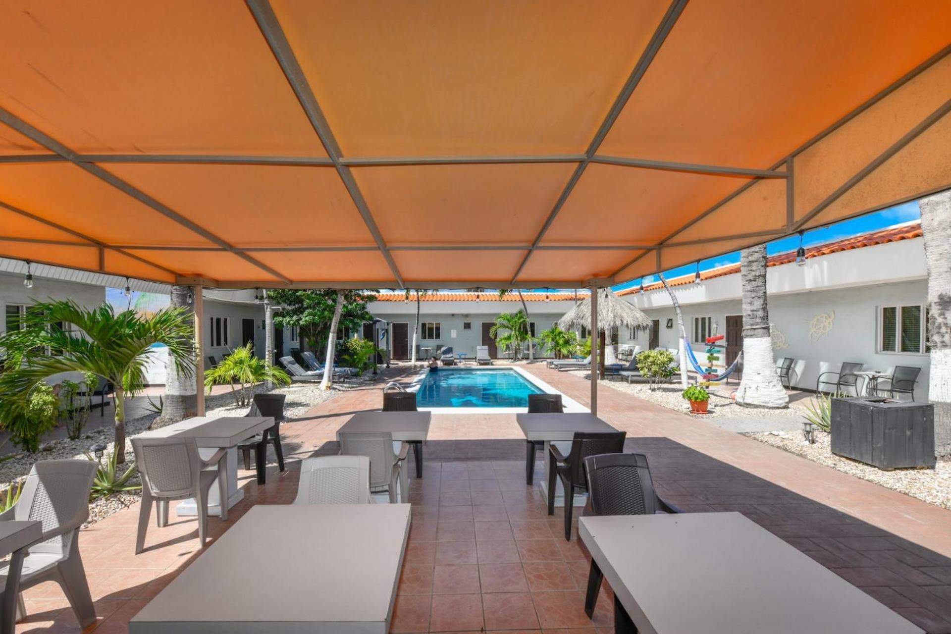 Arubiana Hotel 3*