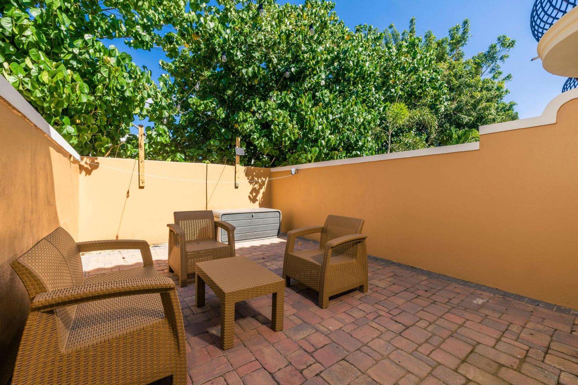 Bocobay Gold Coast Aparthotel *
