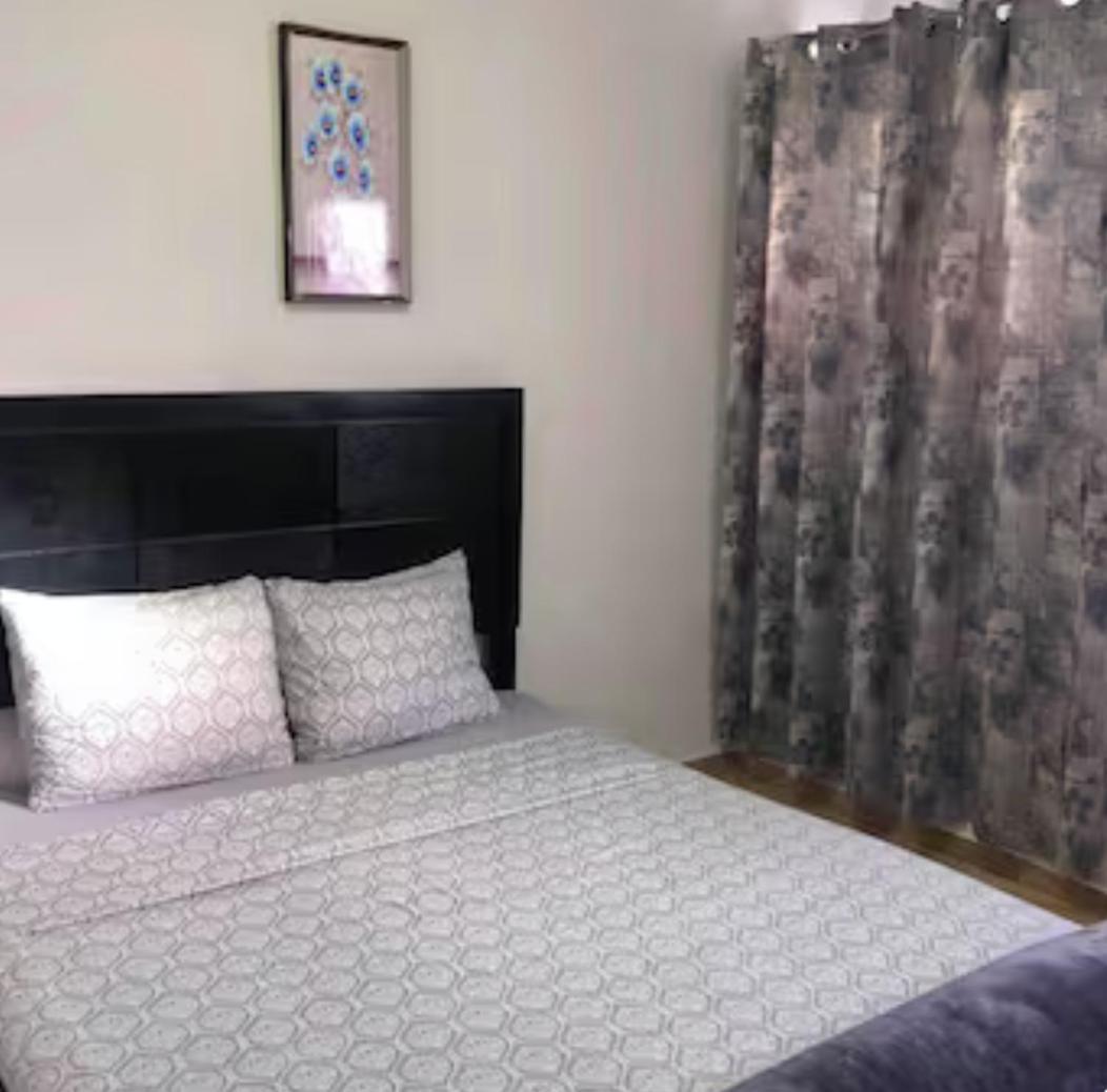 Apartment Genesis *