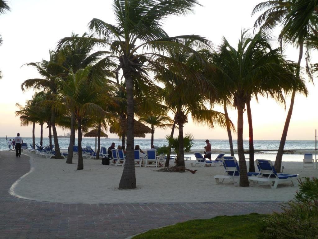 Le Chateau Ocean Aparthotel 4*
