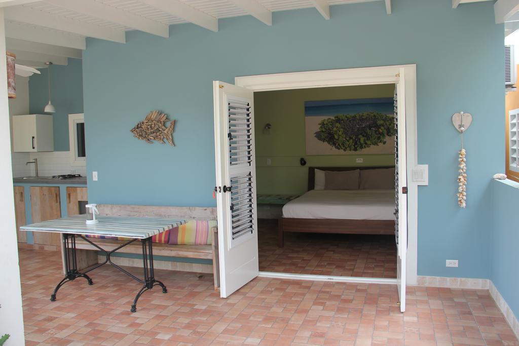 Acomodação com café da manhã  Mangooz Oranjestad