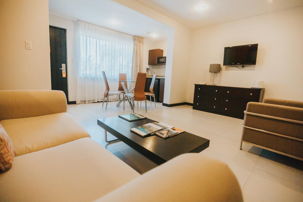 Hotel Talk Of The Town & Club By Gh 3*