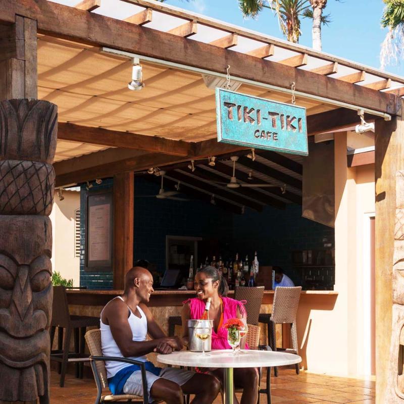 - Divi Dutch Village 4*