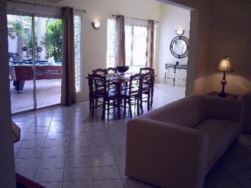 Villa Palm Beach Vacation Tanki Leendert