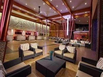 Aparthotel Tropical Digs 4*