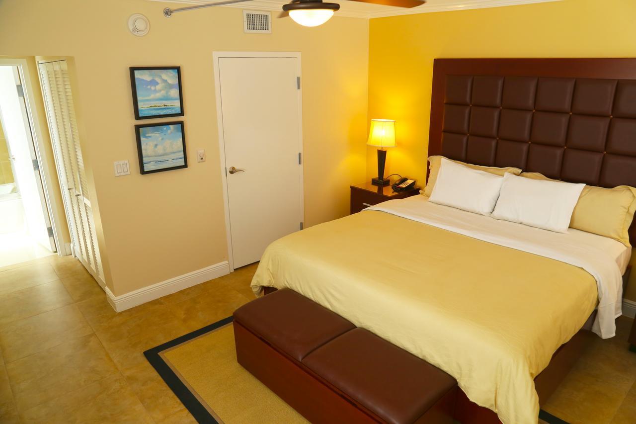 Tropical Digs 4* Oranjestad