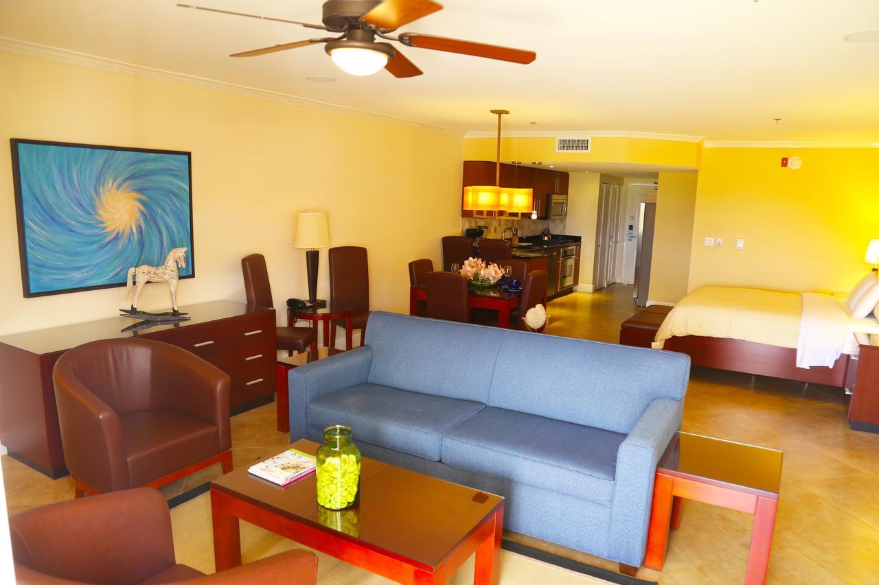 Tropical Digs 4* Oranjestad