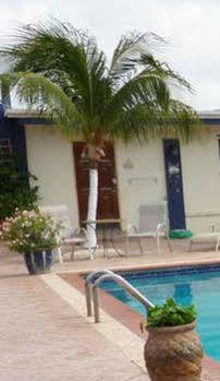 Bed & Breakfast Club Arias 4*