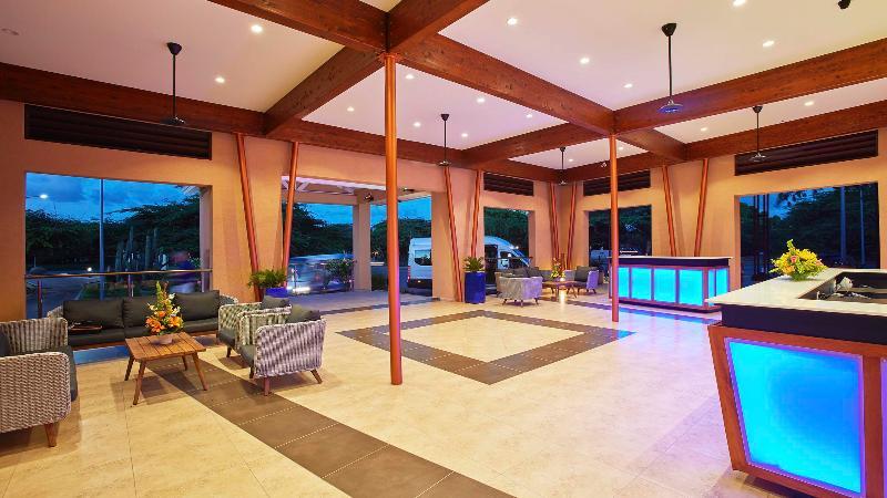 - Divi Dutch Village 4*