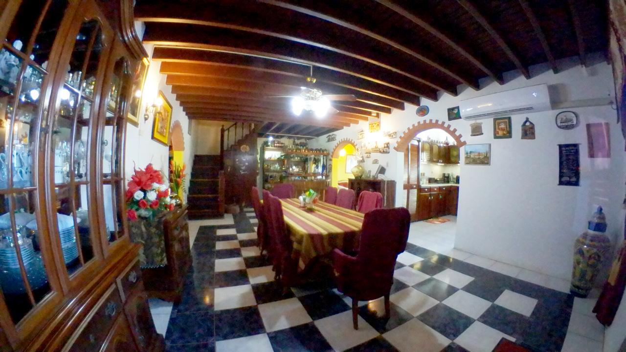 De Cuba Bed & Breakfast 3*