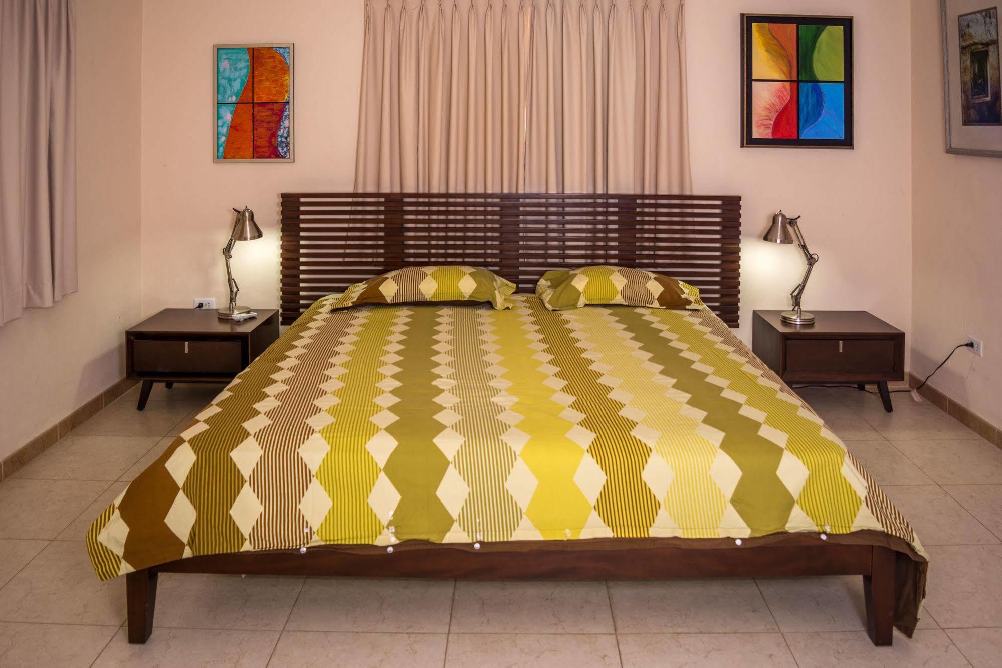 Hidden Eden Aruba Bed And Breakfast Oranjestad