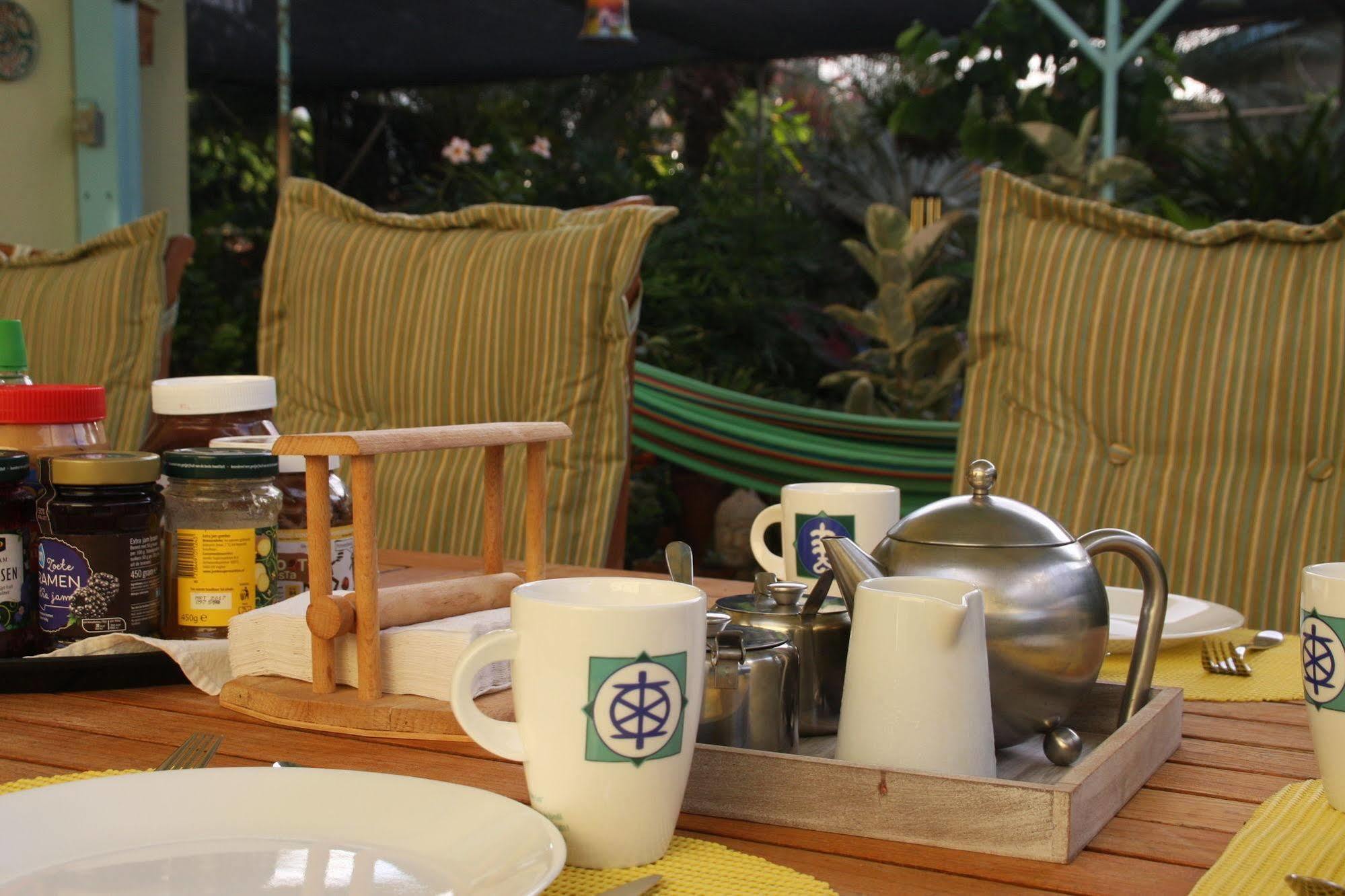 Hidden Eden Aruba Bed And Breakfast 3*