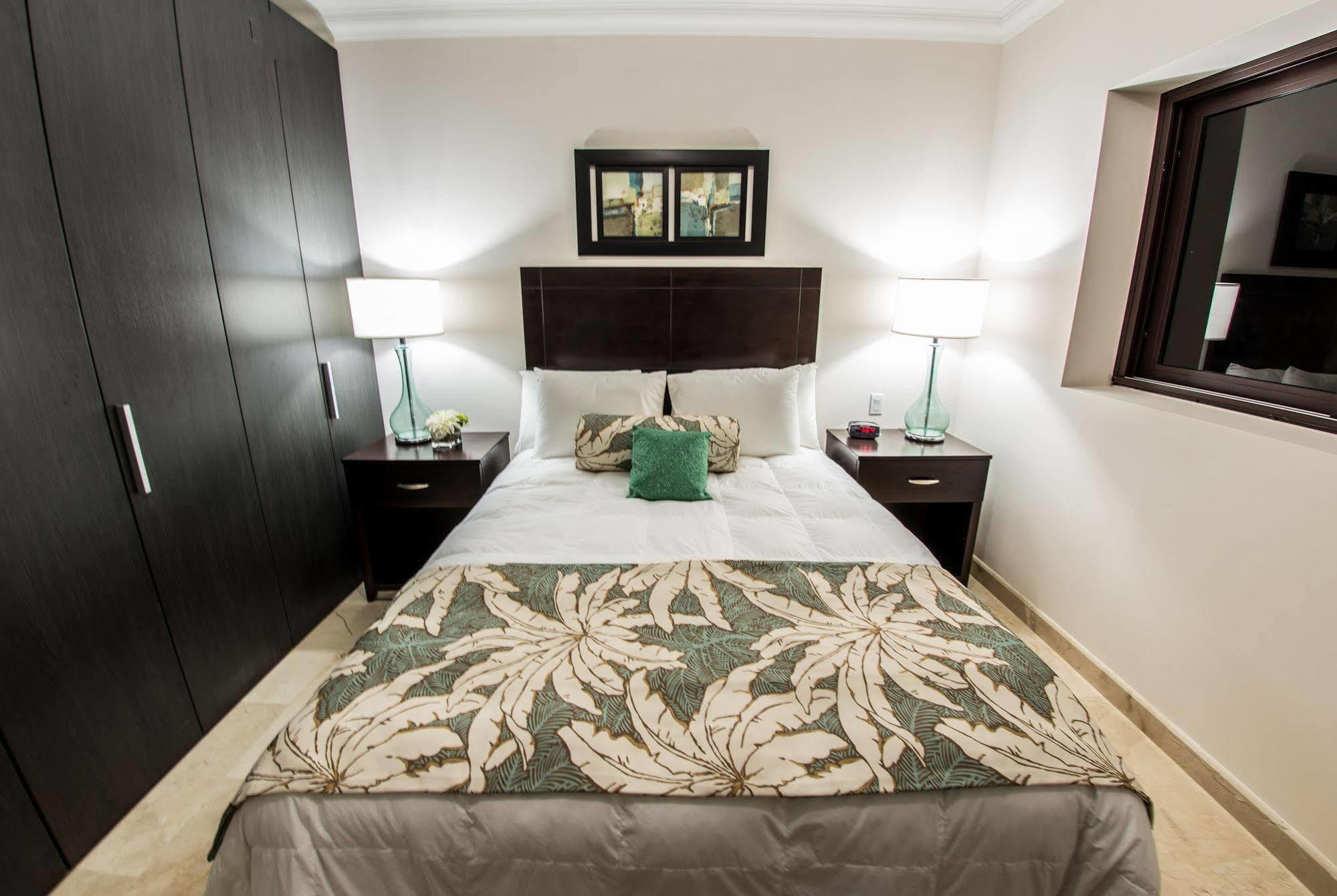 Palmaruba Palm Beach