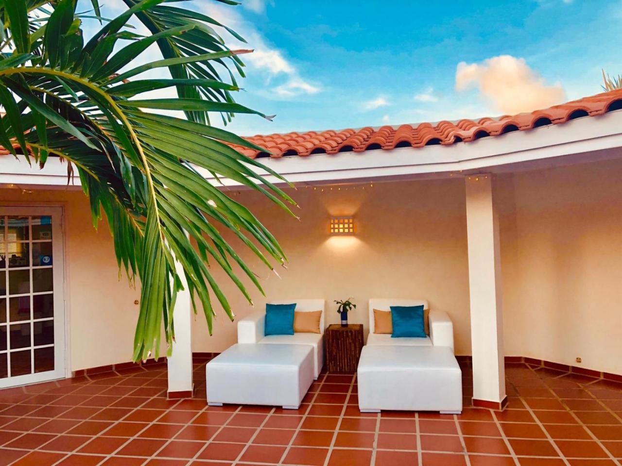 Karibu Aruba Hotel Palm Beach