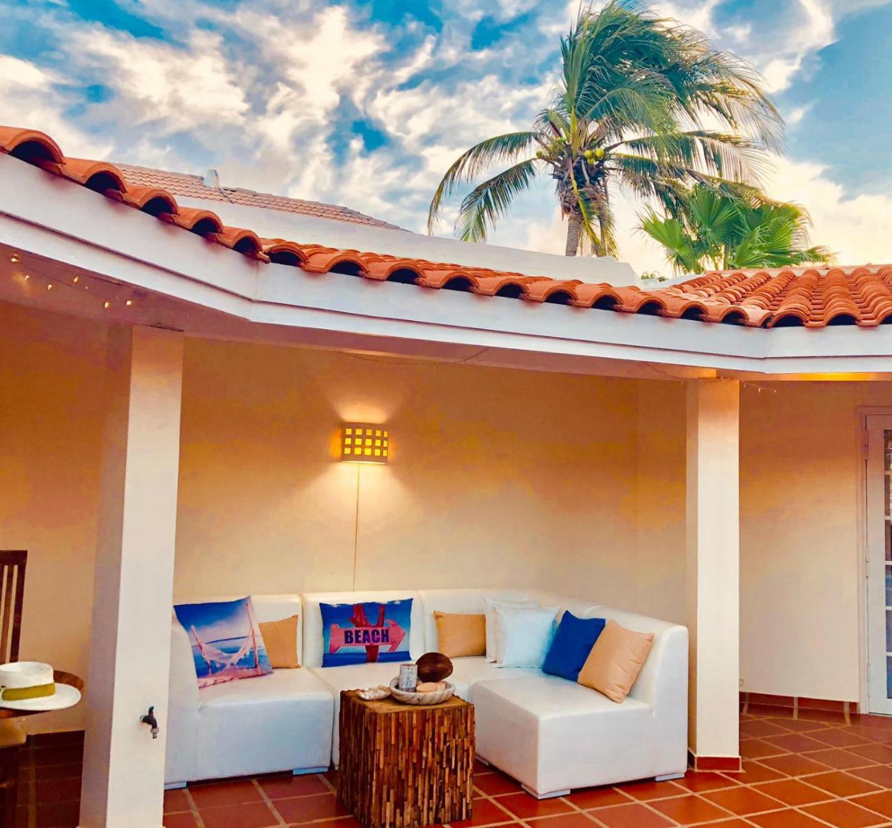 Karibu Aruba Palm Beach