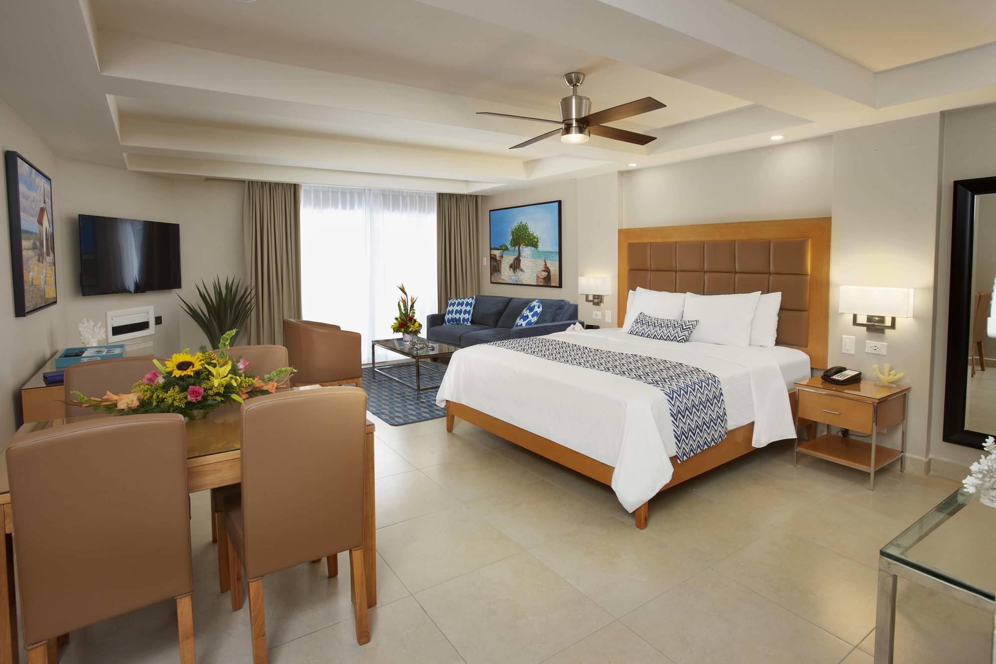 - Divi Dutch Village Resort Oranjestad