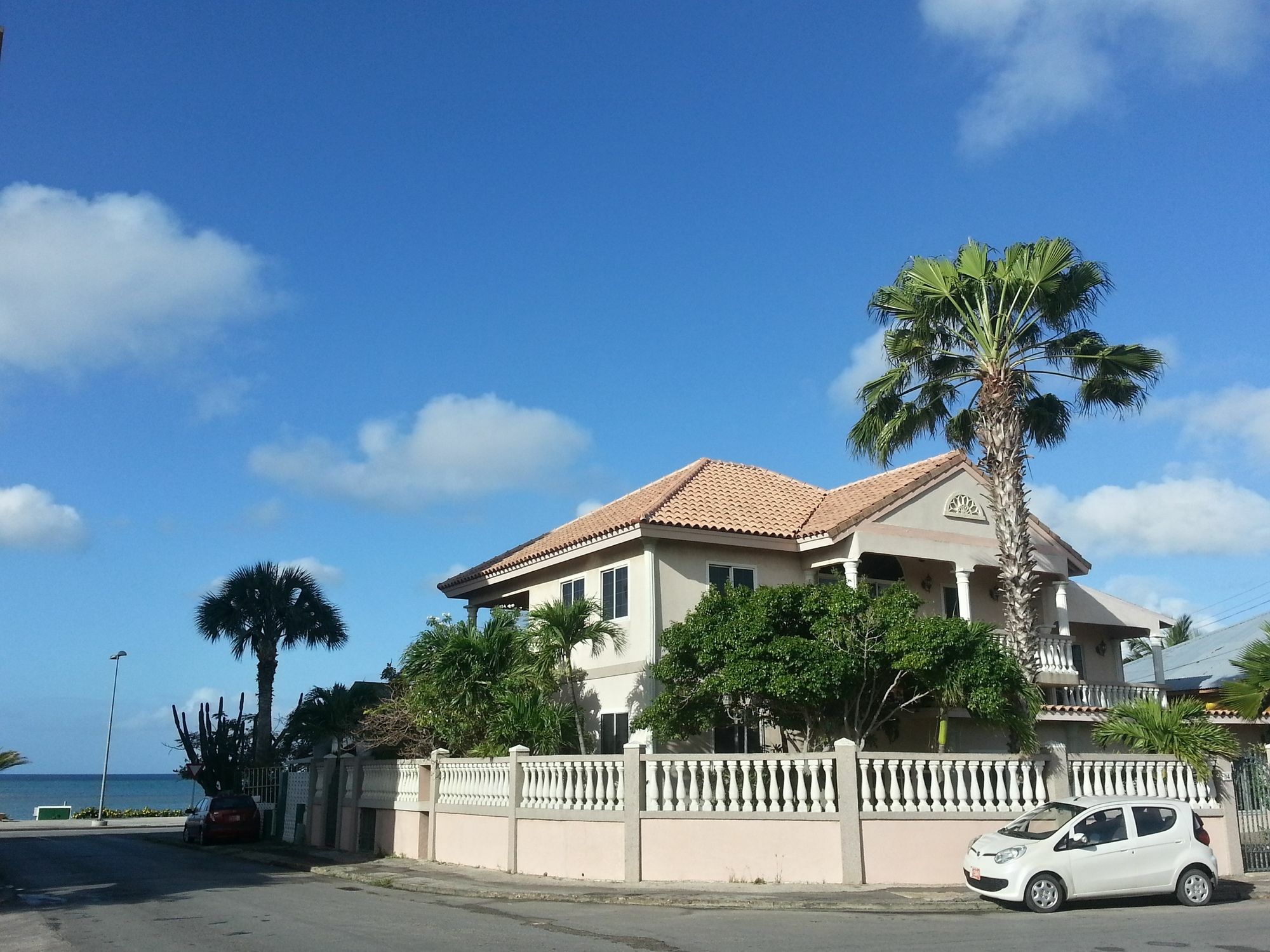 Aparthotel Le Chateau Ocean Oranjestad