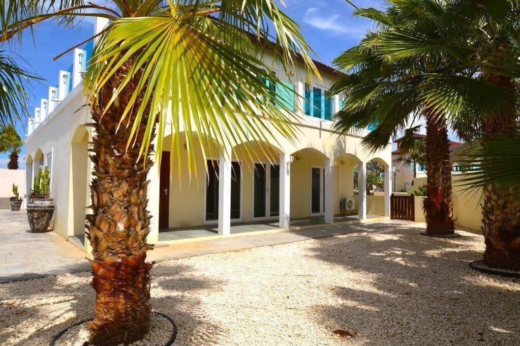 Merlot Villas Aruba Pousada