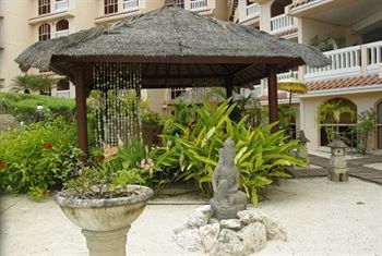 Playa Linda Resort