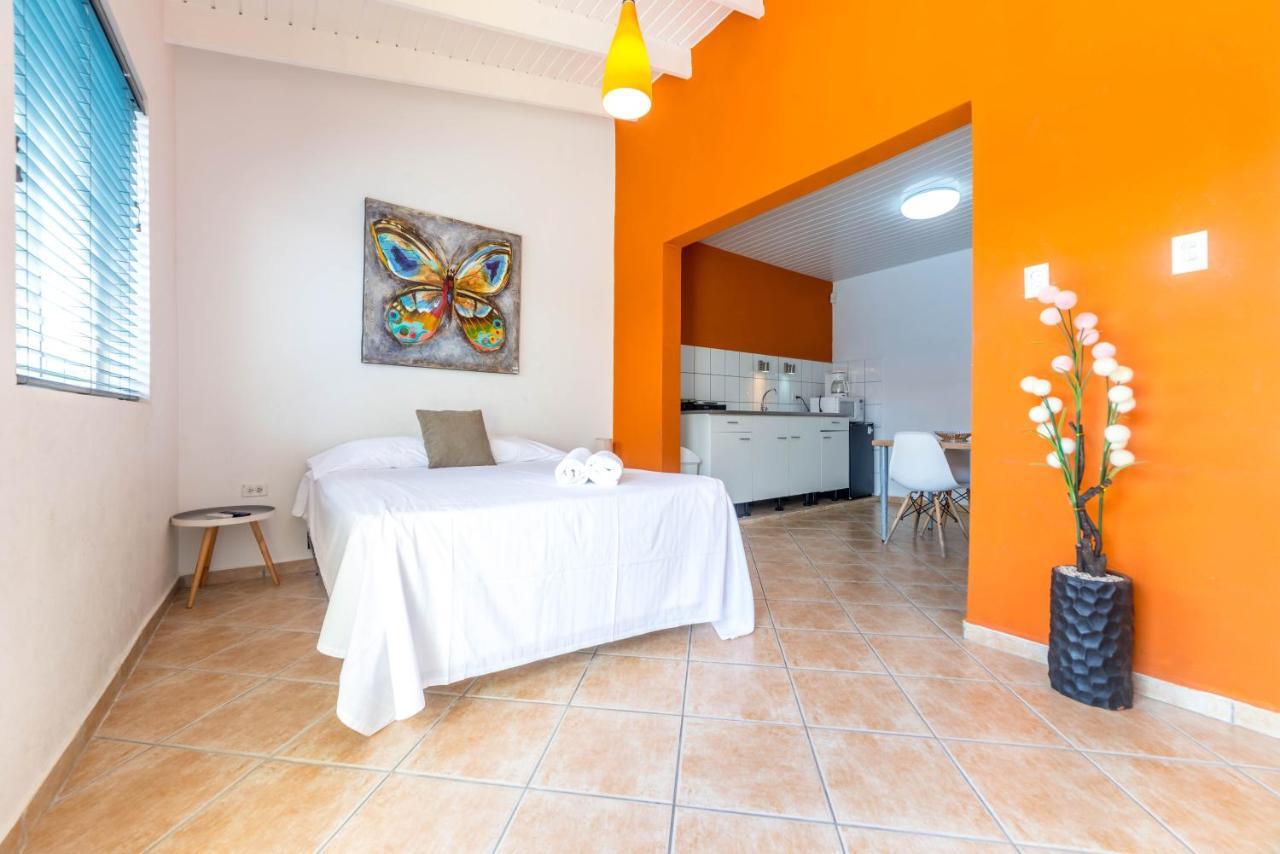 Palazzio Palm Beach Apartment Tanki Leendert