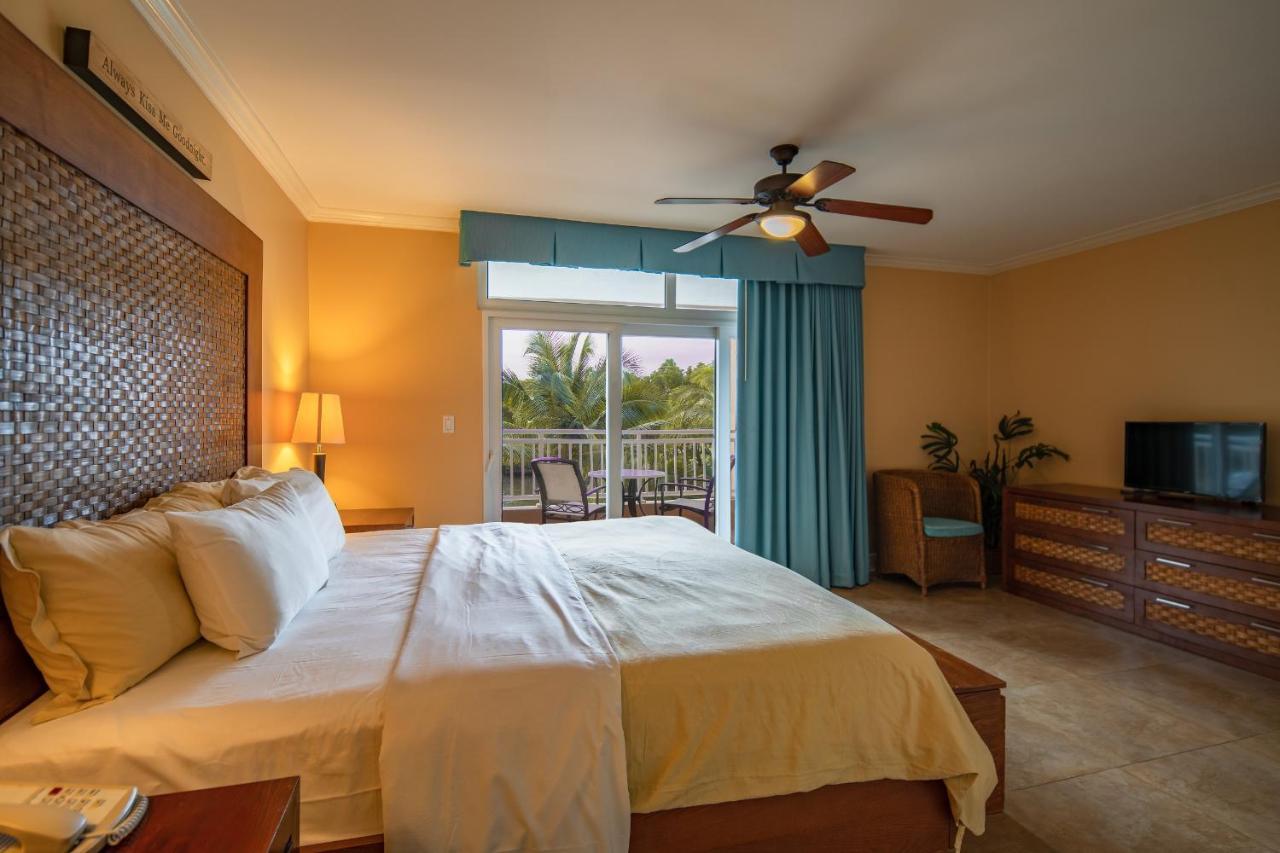 Executive Real Estate At Divi Golf Aparthotel 4*