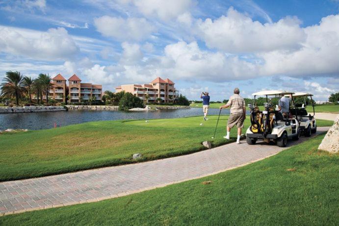 Executive Real Estate At Divi Golf Aparthotel Oranjestad