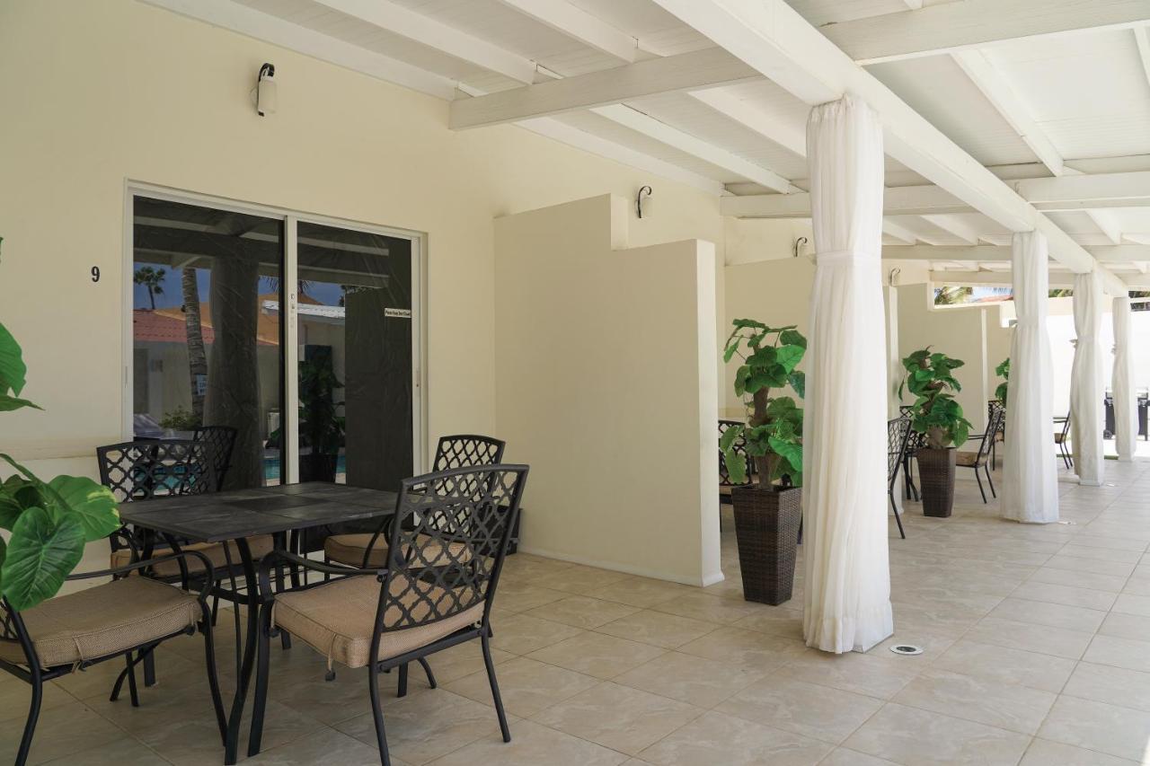 Yoyita Aruba Hotel *
