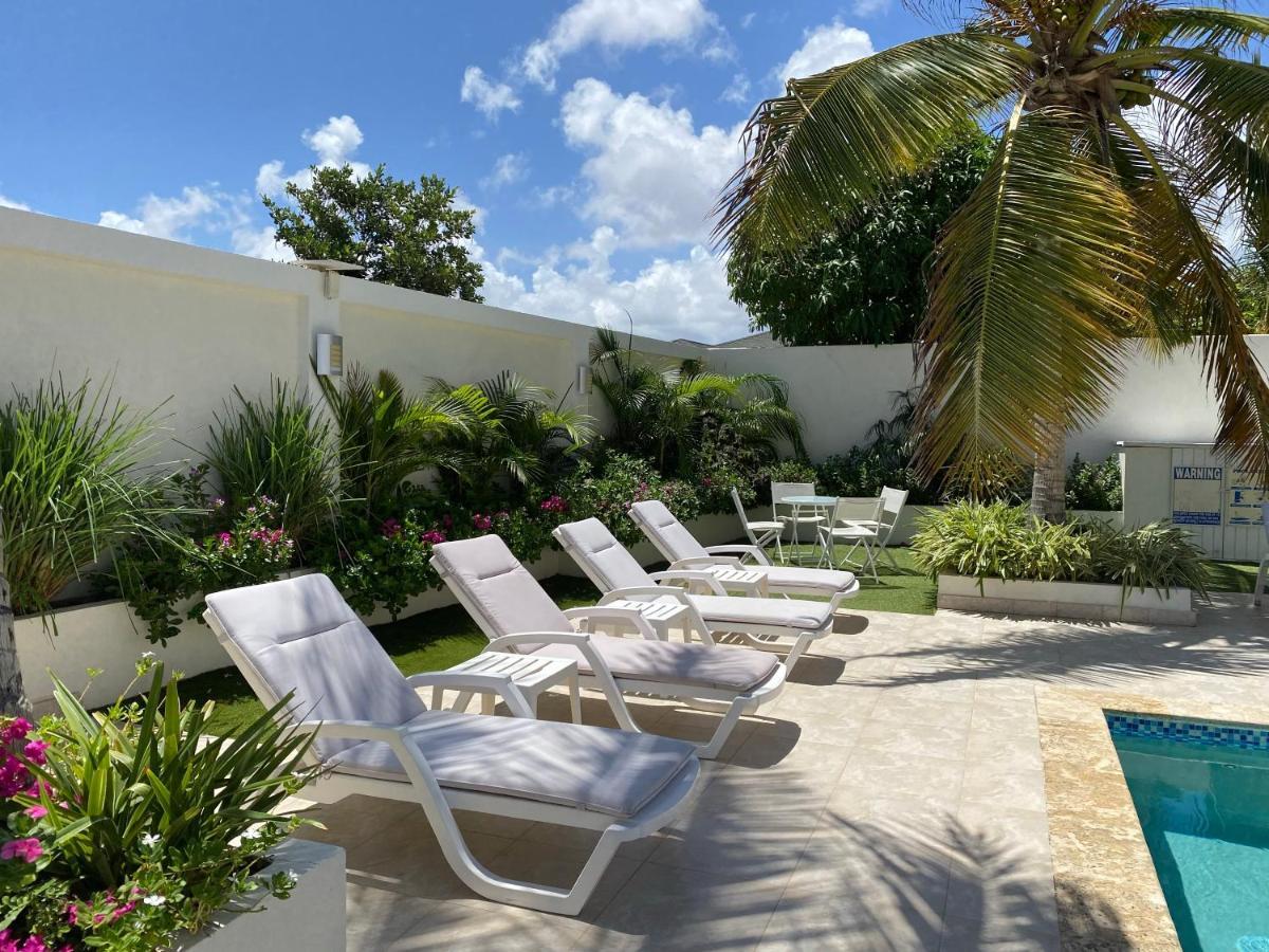 Yoyita Aruba Hotel *