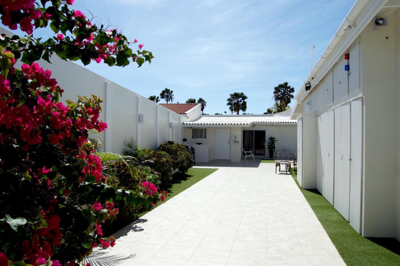 Yoyita Aruba Hotel *