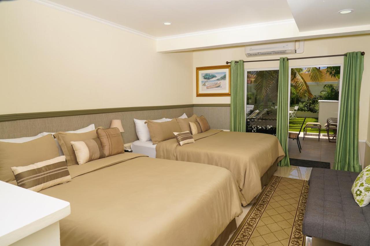 Yoyita Aruba Hotel Palm Beach