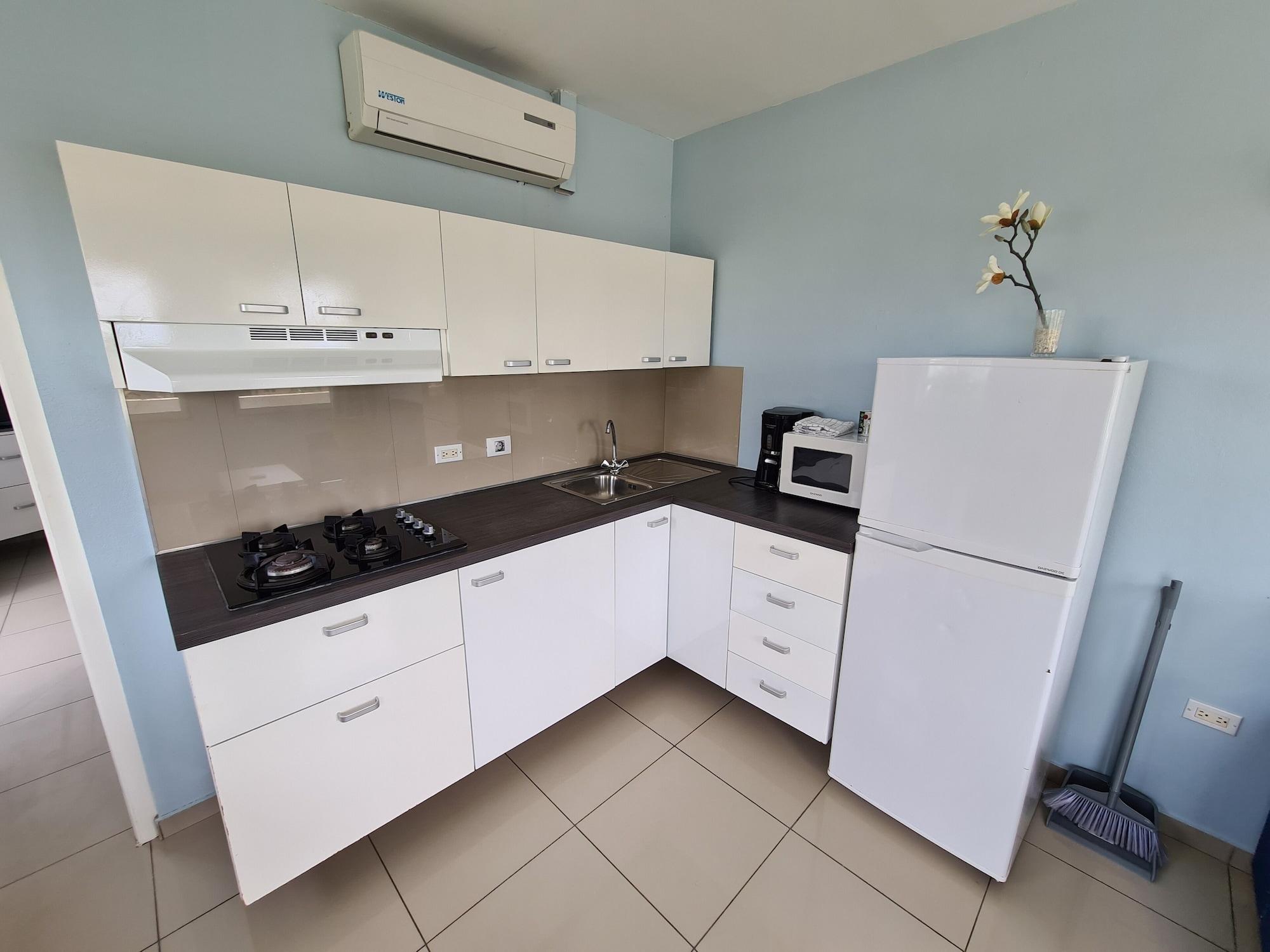Apartment & *