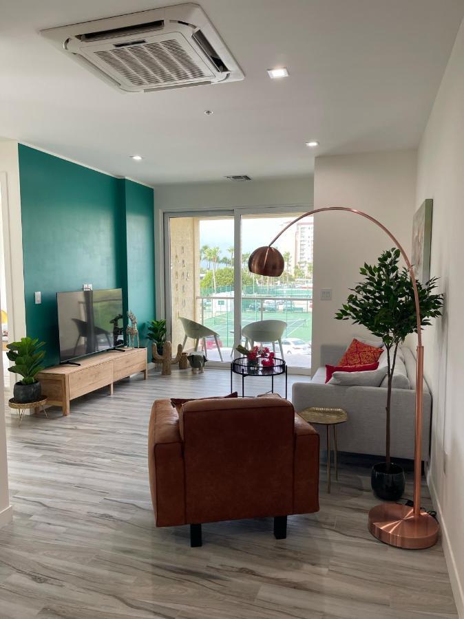 Luxury Ocean View @ Aruba's Palm Apartment *