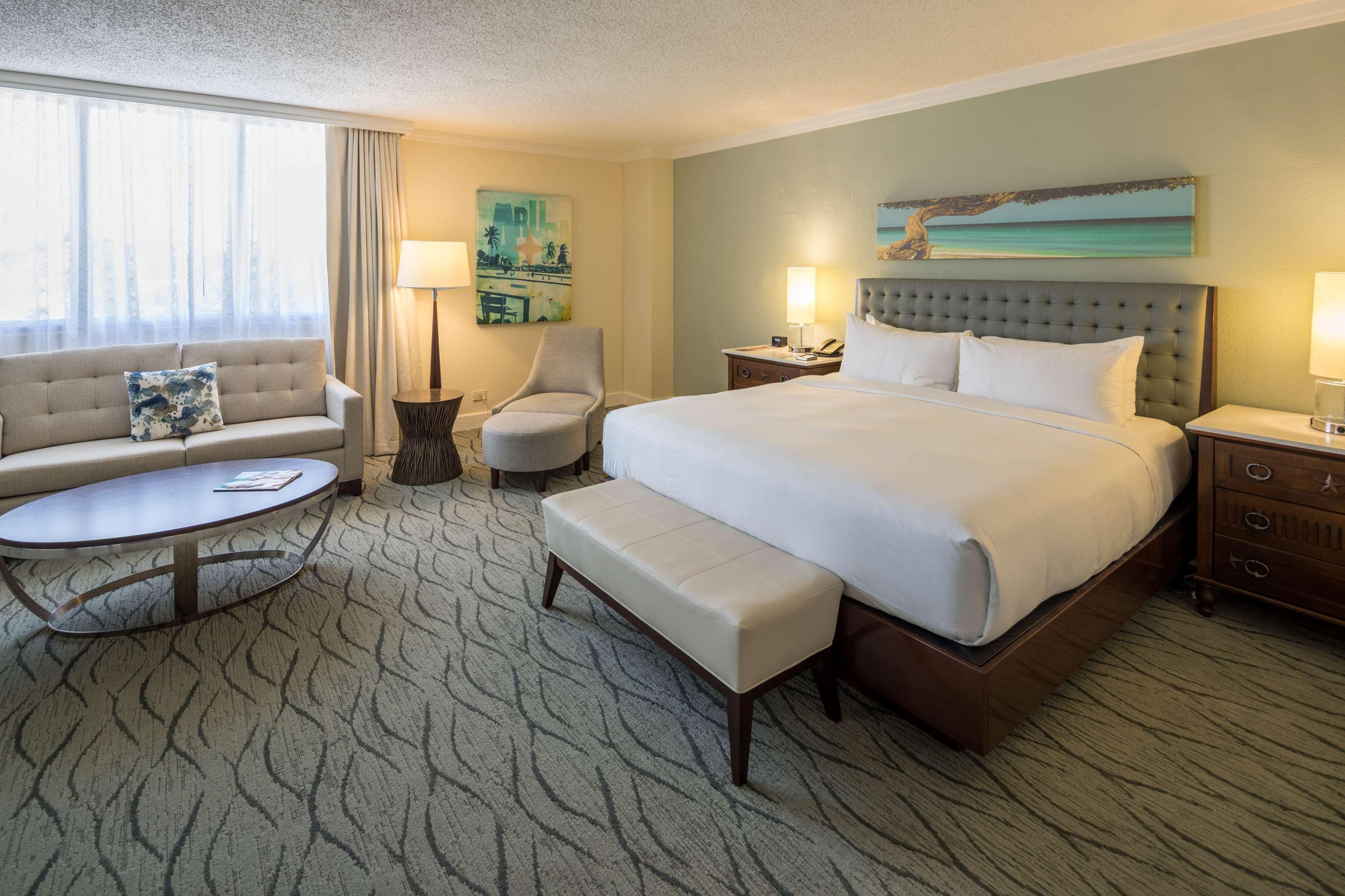 Hilton Aruba Caribbean & Casino Resort Palm Beach