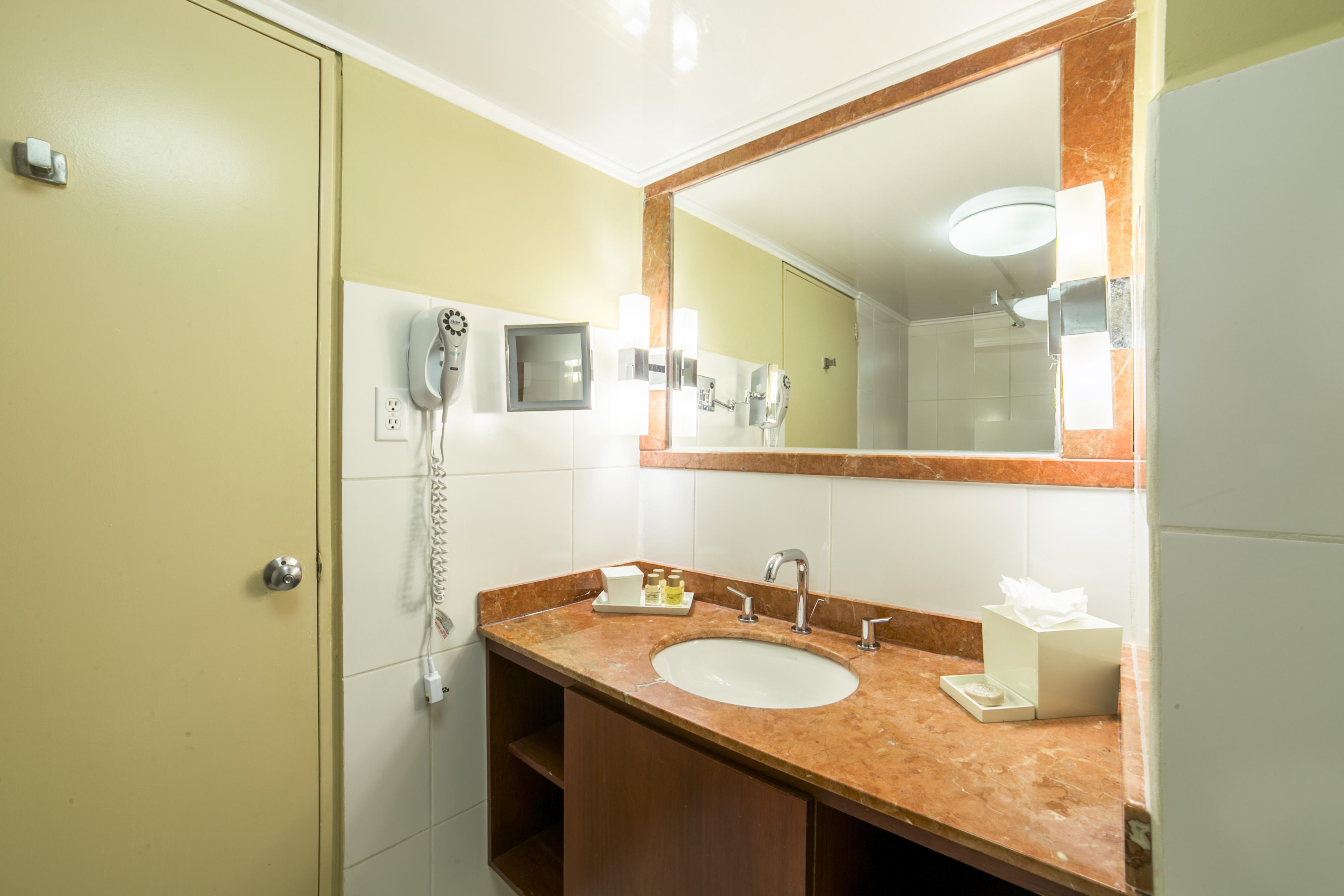 Hotel Tryp By Wyndham Aruba Adults Only 3*