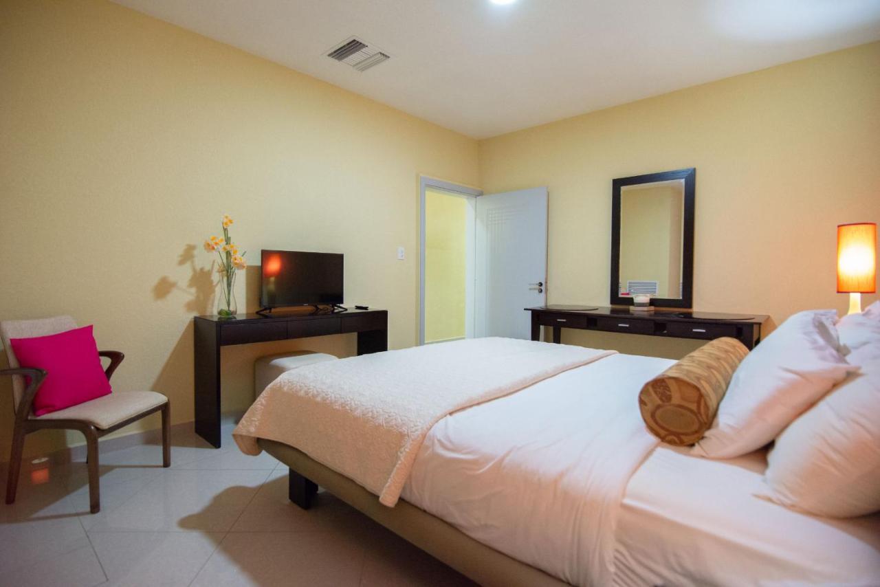 Bay Harbor Luxury 1 Bedroom Apartment
