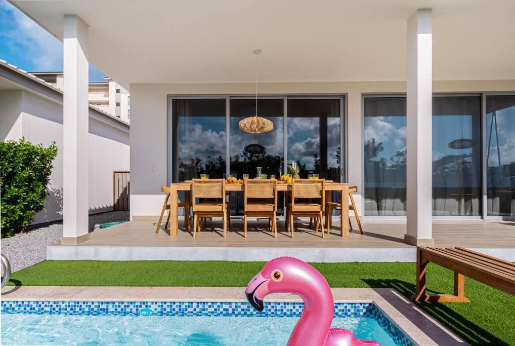 3 Bdrm 2 Bath With Private Pool- Azure Residences Pousada